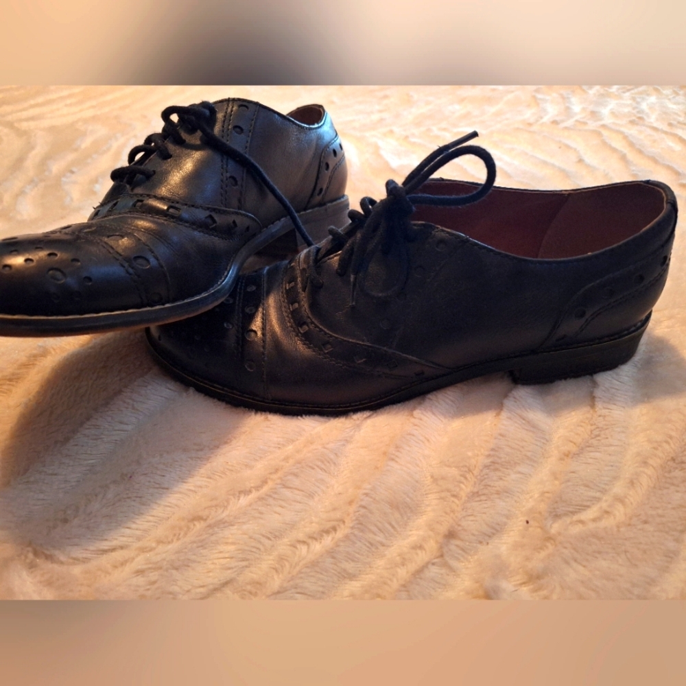 Miz Mooz Oxfords